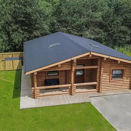 Aspen Lodge, Amazing New Log Cabin With Hot Tub - Sleeps 6 - Felmoor Park Morpeth Exterior photo